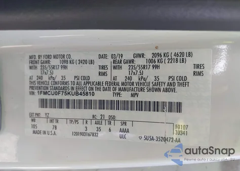 2019 Ford Escape S z USA, uszkodzony, nr VIN 1FMCU0F75KUB45810